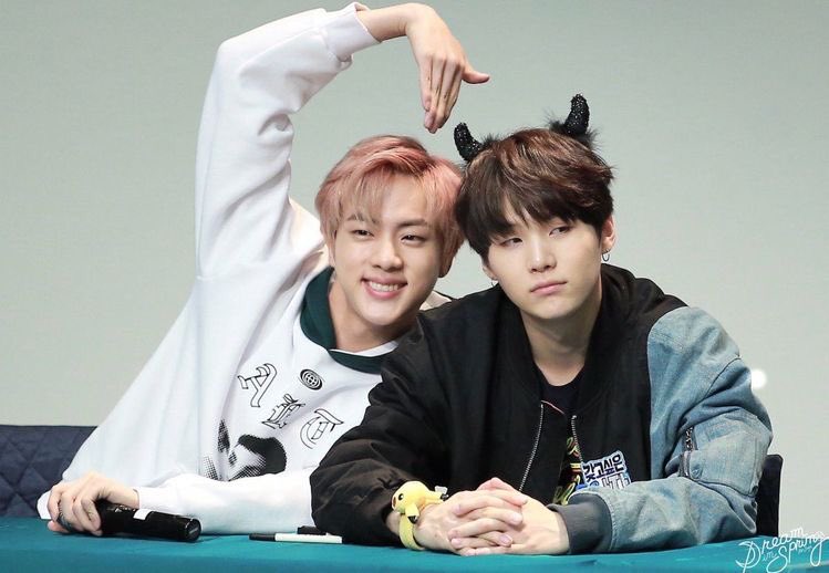 yoonjin- two introverts who can talk to each other for hours