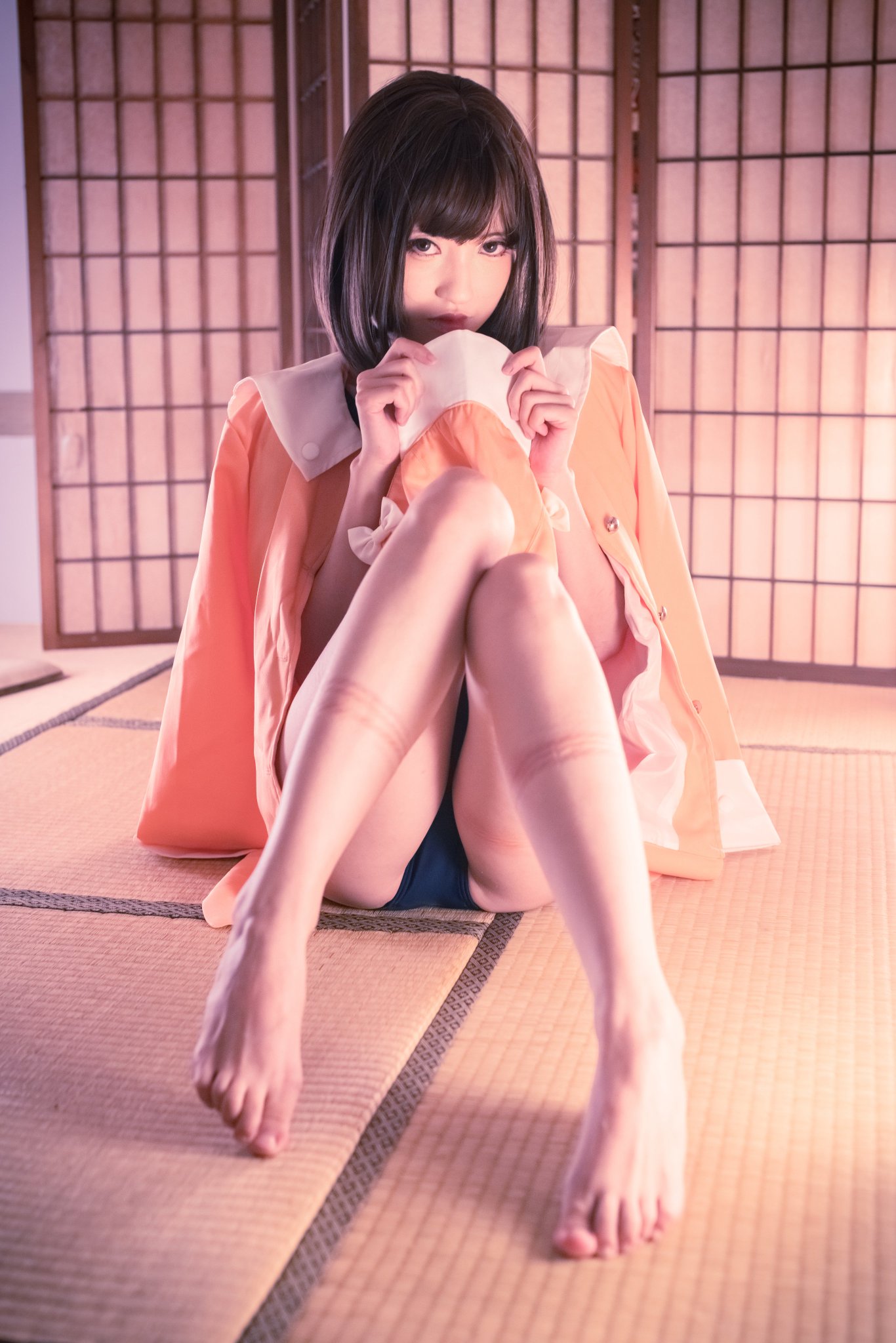 小漾樣 台灣cosplayer V Twitter 化物語 系列這次來發發讓我覺得情感複雜的撫子之前偶然看到一組繩痕的照片 層疊的繩子紋路非常像蛇纏繞上身體的感覺一瞬間就想到了撫子一開始被蛇纏繞的時候物語中真的超多喜歡的角色 以後希望能多出一點 化物語