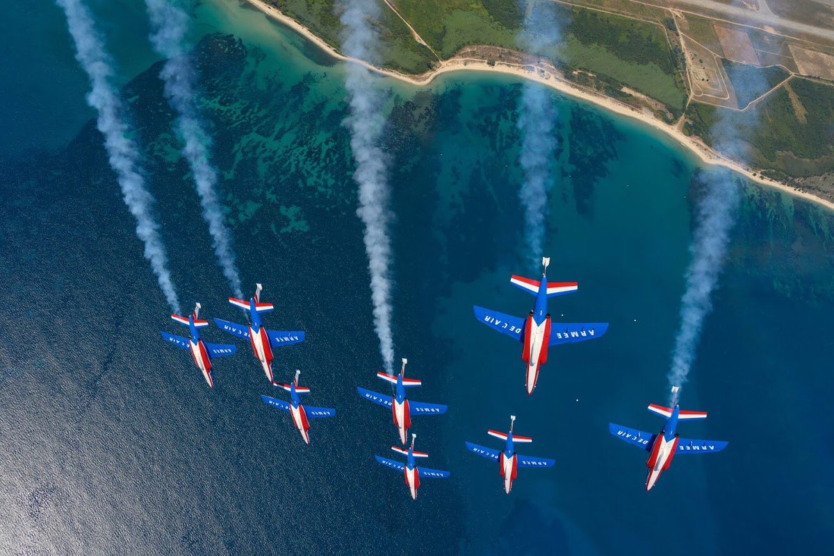 #entraînement <a href="/PAFofficiel/">Patrouille de France</a>