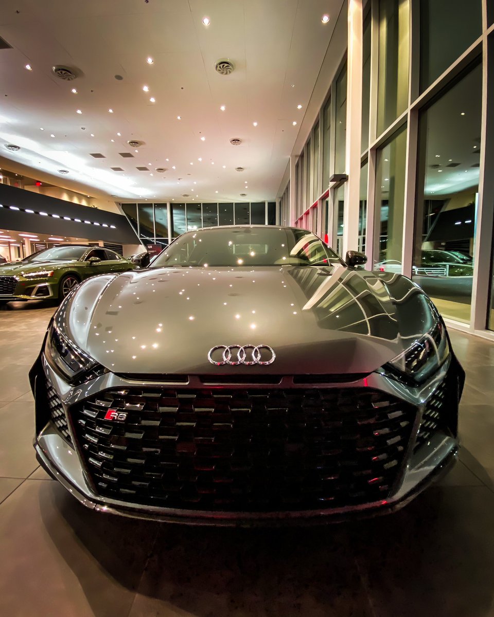 AudiDominion's tweet photo. Time to shine. #SpeedGoals #Audi #AudiR8 #R8 https://t.co/dg6s0B7tuO
