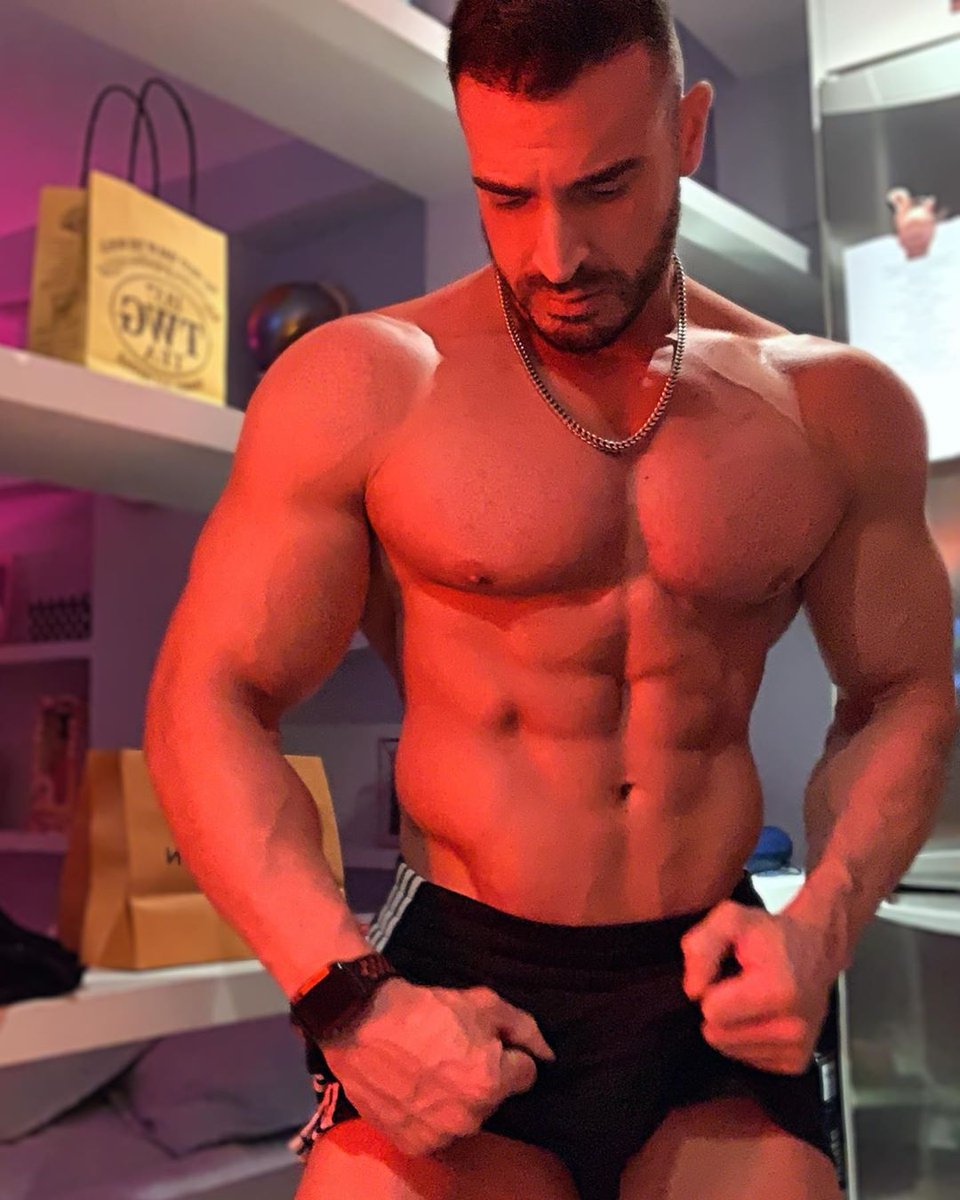 Muscle_sekai's tweet photo. Eliseoさん💪

スペイン🇪🇸

IG: dj.eliseo https://t.co/ynmZJMzpPE