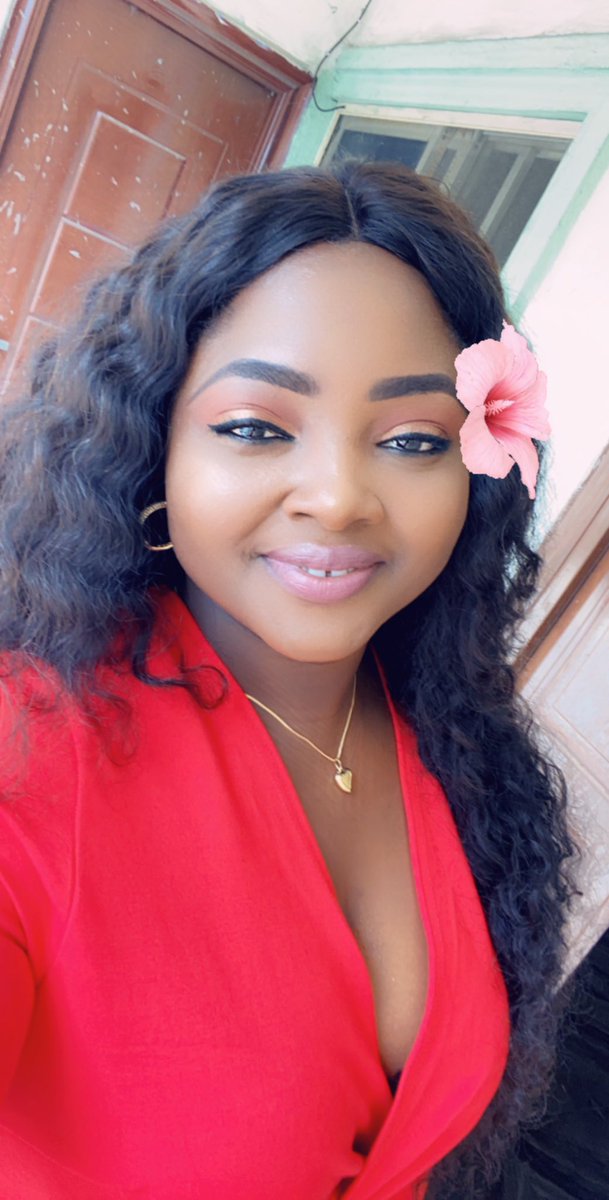 StephanieUgwi's tweet photo. Look who got balloons today..........My journey so far in life has been amazing, and I want to thank God for that....Thank you God for blessing me with another year of life....if you come across this on your TL,please say a prayer for me.Happy birthday to me❤️❤️❤️❤️ https://t.co/Pschh3J6s7