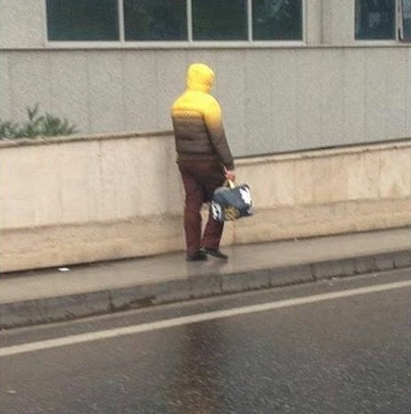 Montun dibi gelmiş bi el atalım