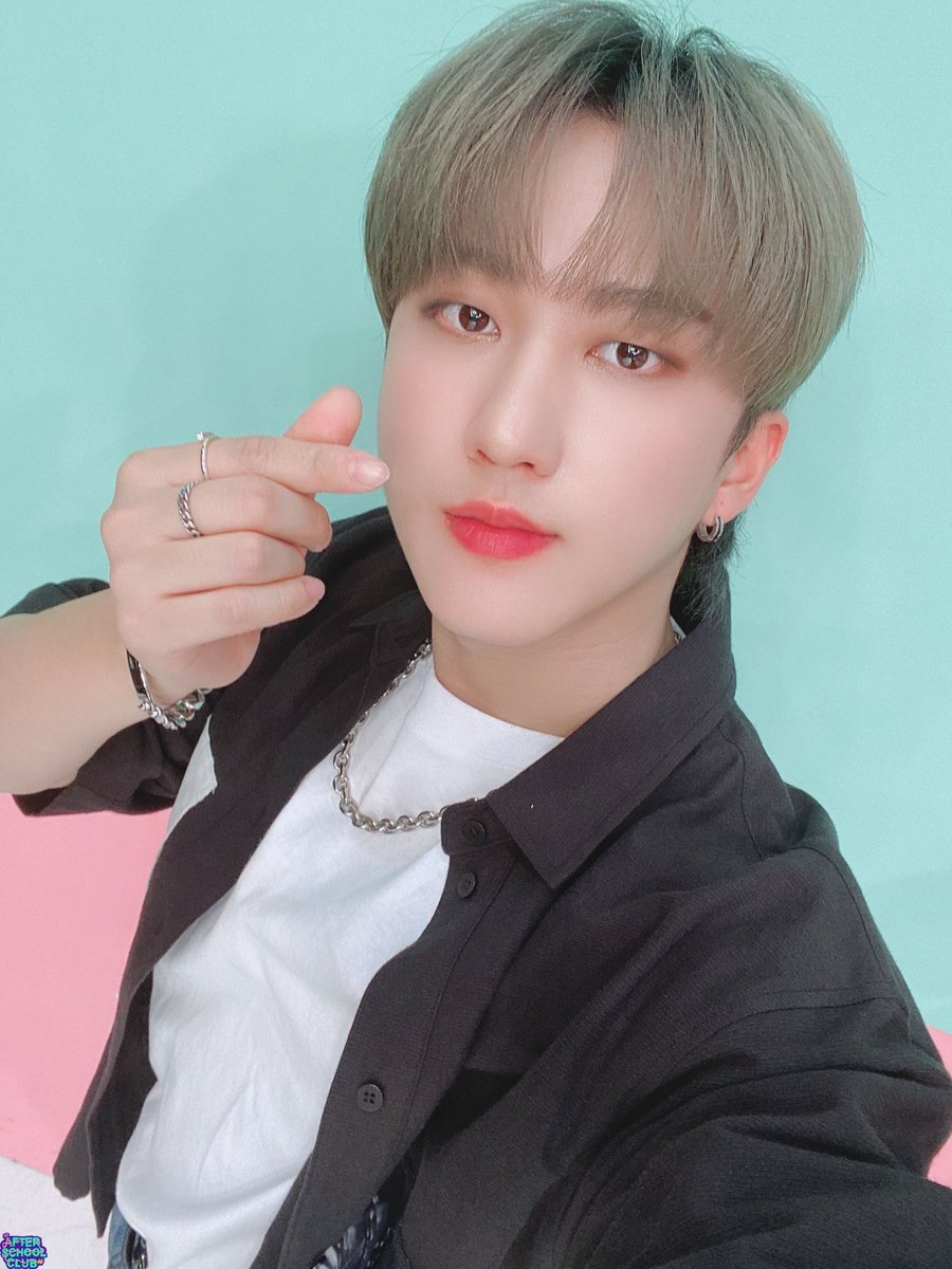 arirang_ASC's tweet photo. [SKZ]
멤버들이 남기고 간 셀카도 함께 봐요 ( ◠‿◠ )

#STRAYKIDS_ASC #STRAYKIDS @Stray_Kids https://t.co/K1p6HGg2H6