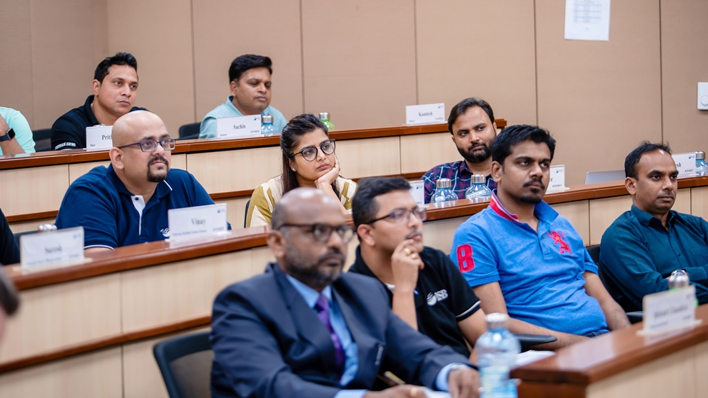 ISBedu's tweet photo. ISB's PGPMAX (Post Graduate Programme for Senior Executives) has been ranked 43 globally in ‘The Economist's Which MBA- Executive MBA Programme’ rankings. ISB also gained the unique distinction of being the only B-School in India on the list. https://t.co/UakNoPZZea
@PGPMAX https://t.co/XoVANhpo7x