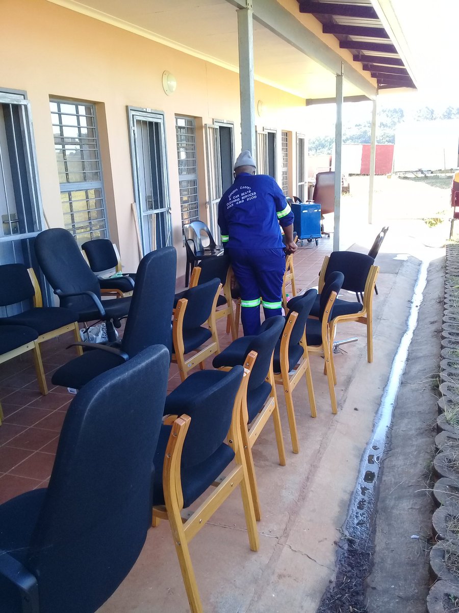 SinonoGugu's tweet photo. @BookACleanerNow is a mobile cleaning agency specializing in deep cleaning (Carpet, Couche, Mattress &amp; Car Velvet). We are based in Mthatha &amp; surrounding areas. https://t.co/kXrLpXQXrl