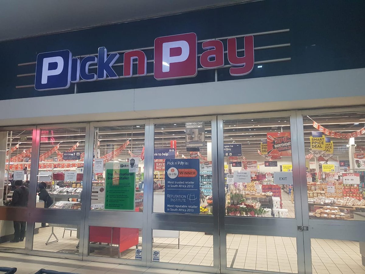 FaizelPatel143's tweet photo. Pick n Pay in Trade Route Mall Lenasia Closed After Alleged Case of COVID-19 Infection #PicknPay #TradeRouteMall #Lenasia @PicknPay #Day96ofLockdown #StaySafe #StayAtHomeSA #Level3Lockdown
https://t.co/BRU6rCpZJw https://t.co/lgmHgGbWqo