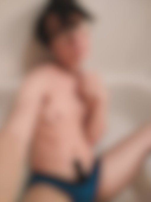 Sign up to my Modelhub Fan Club to see this brand-new exclusive photo: https://t.co/YWQ2ivmzAN https://t