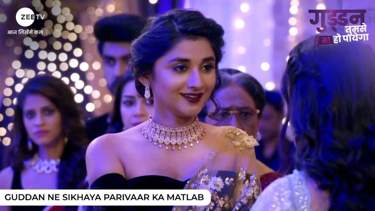ZeeTV's tweet photo. Chaliye, karte hai apni memory ko refresh with a quick recap. Aur dekhiye #GuddanTumseNaHoPaayega ka #MahaRecap aaj raat 8 baje aur naye episodes, 13 July se, jahan milkar karenge #NayeKalKiSunehriShuruwaat , sirf #ZeeTV par. #comingsoon #5SwipeRecap https://t.co/z3Gt9eqHIO