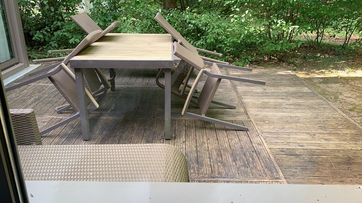 MelilokTNcreWA's tweet photo. @centerparcsfr cottage vip sale obligé de faire le ménage,moisissures et odeurs…
J’aurai du prendre un cottage normal il était propre l’année dernière…
Il me reste encore 4 jours 😫
La réception va m’entendre!!!
#boisfrancs https://t.co/JlLuopGBom