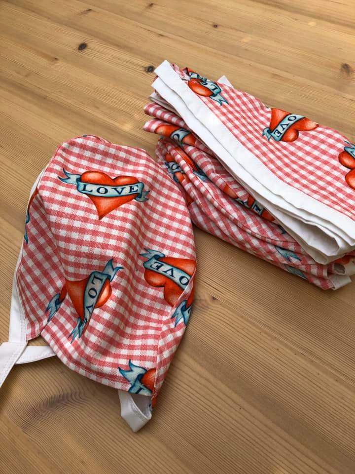 Sending so much love to #Leicester this morning 💙🌈

Let us know if you need help - hospitals, hospices, care homes. 

<a href="/BBCLeicester/">BBC Leicester</a> <a href="/Leicestermedia/">Leicester Media - LM News</a> <a href="/Leicester_News/">Leicester City Council</a> <a href="/Leic_hospital/">Leicester's Hospitals</a> <a href="/leicspolice/">Leicestershire Police</a> 

#localisedlockdown #COVID #PPE #healthcare #NHS #scrubs #community #love