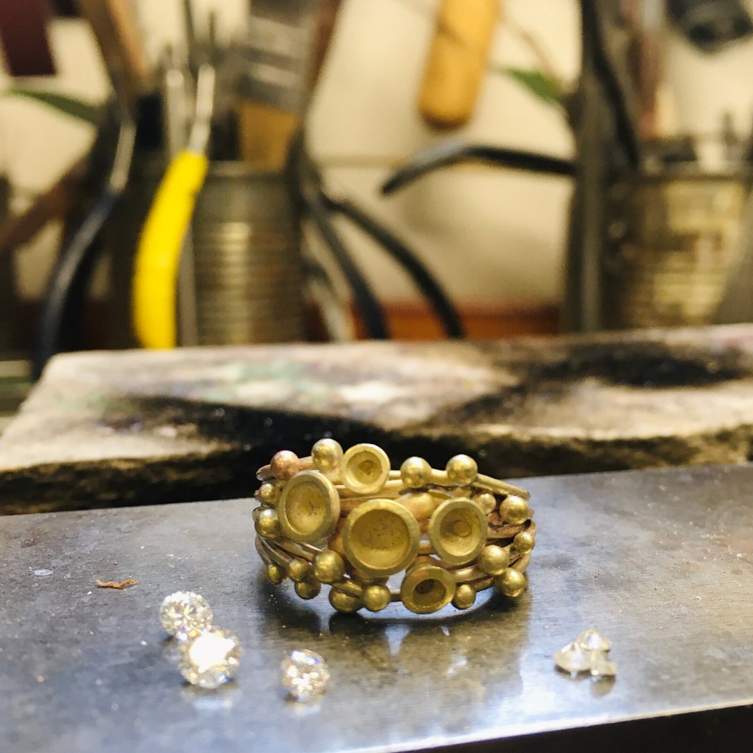 YenJewellery's tweet photo. With lockdown easing, for many there are some glimmers of hope and positivity. whilst we steer through the changes and challenges. For us it's the beginning of reopening. Contact us to book a studio appointment, for a socially distanced consultation.
#londonmaker https://t.co/Zk8RPTj4Tt