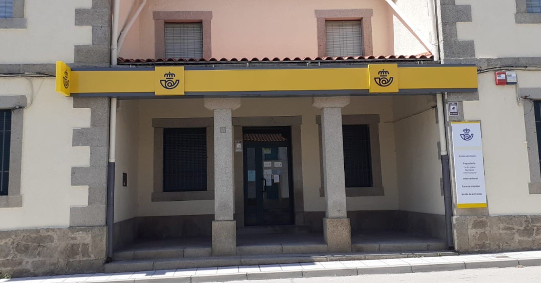 RotuserR's tweet photo. CORREOS. Bermillo de Sayago - Zamora.
Fabricación e instalación de la imagen corporativa.
Bandejas de aluminio, así como banderola y bandeja multiservicios todo ello lacado al horno.

#aluminio #rotuser #fabricantes #bandejas #rotulos #montajes https://t.co/LKbYYUlxFu