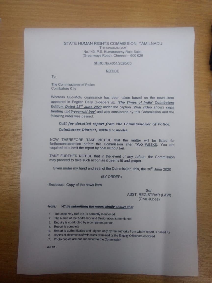 lakhinathan's tweet photo. And now this. SHRC has issued notice to Coimbatore police commissioner regarding the viral video showing cops beating up a 16-year-old boy and his mother for keeping their stiffen shop open during curfew. SHRC asks Commissioner to submit report in two weeks. @TheWeekLive https://t.co/Vls0aXz9mK