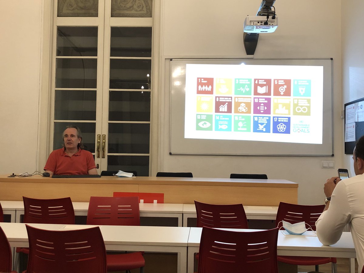 Ponència dels Dr Joan Sorribes &amp; Dr Josep Boyra sobre la Gestió dels RRHH sostenibles a la indústria turística. El cas de Catalunya #EUFB