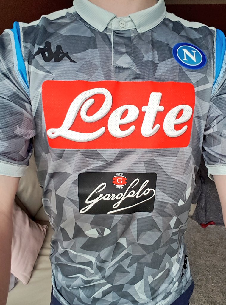 Day 88:Napoli third shirt, 2018/19.This was the 3rd shirt worn by Napoli as they finished 2nd in Serie A to Juventus. How they can call this a size Large is beyond me, it's like wearing a wetsuit. 9/10 @homeshirts1  @TheKitmanUK