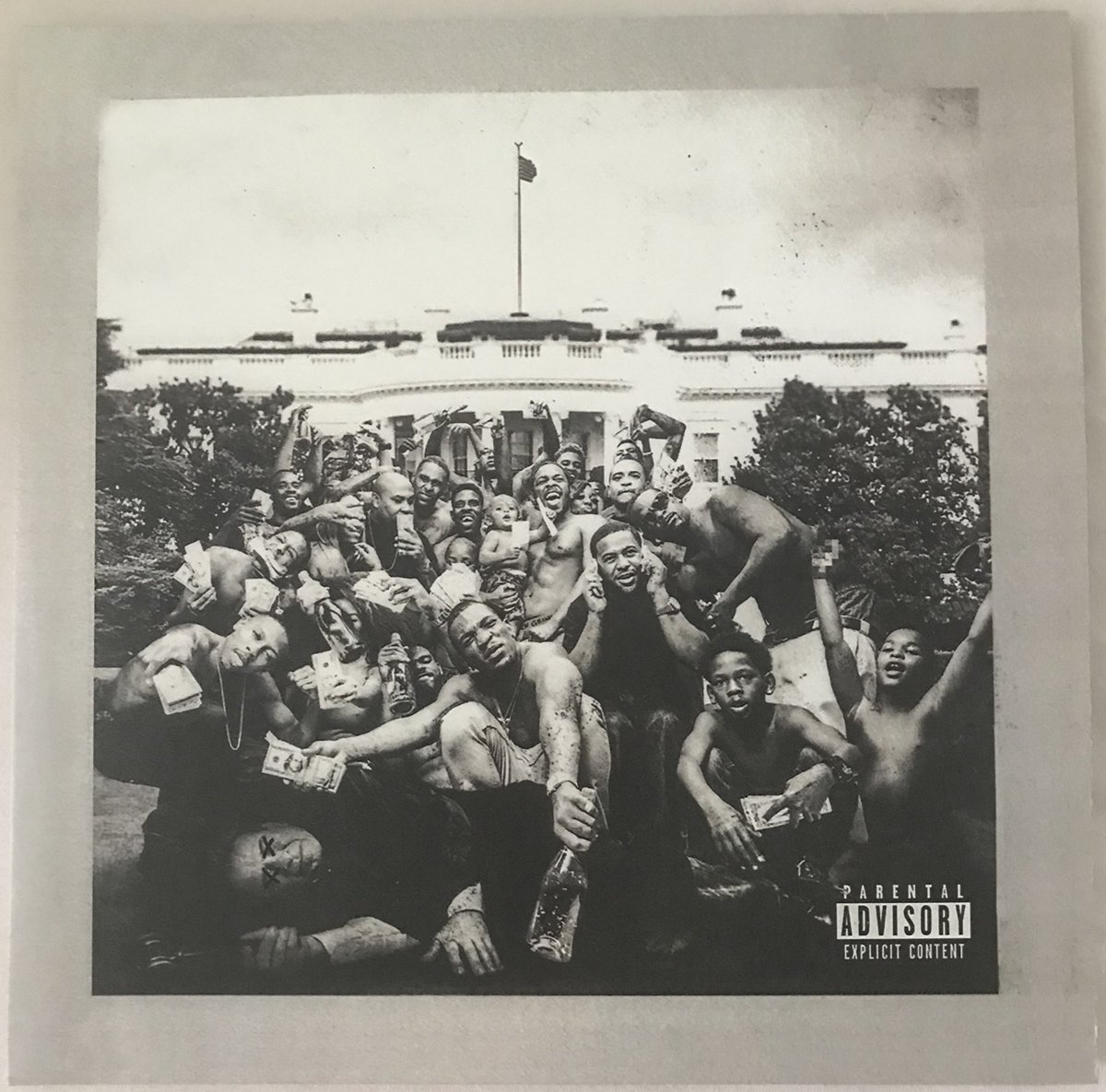 Kendrick Lamar - To Pimp A ButterflyIncludes:To Pimp A Butterfly (2xLP)Rating: 10/10