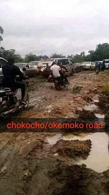 PromiseUzo1's tweet photo. Federal and State govt. Should come to our rescue 
No passable road in Etche LGA, we have been cutoff from Rivers State. 😭😭🙏🙏 @NDDCOfficialNGR @NyesomWlKE @MBuhari @ChibuikeAmeachi @FemAdesina https://t.co/7w999TcsWb