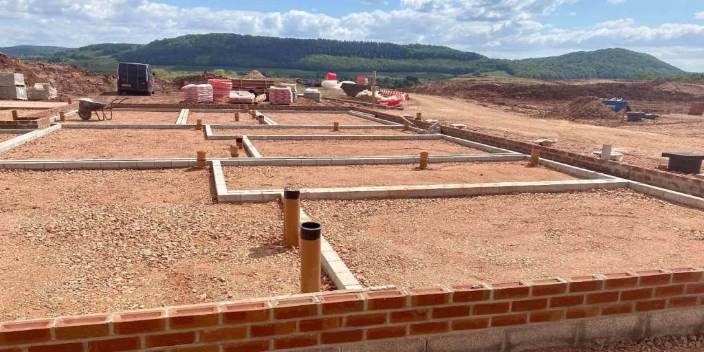 BluebellHomes's tweet photo. We’re excited to be building #newhomes in #RossonWye alongside @EdenstoneHomes. Register your interest via https://t.co/Ik4UCnIZOz #newbuildhomes #comingsoon https://t.co/RZwK9AthOc