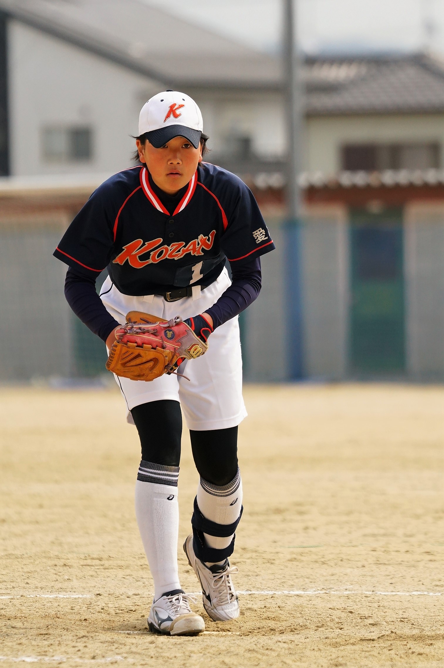 ベイスボル ｰbeisbolｰ 厚木商業 丸本真菜 1年 投手 18女子ソフトボールgem U14 日本代表 背番号1と共に日の丸を背負ったエース 全国大会優勝回数日本一を誇る名門 全国屈指の強豪校 神奈川県立厚木商業へ 厚木商業 甲山中 T Co Qd4recdgah