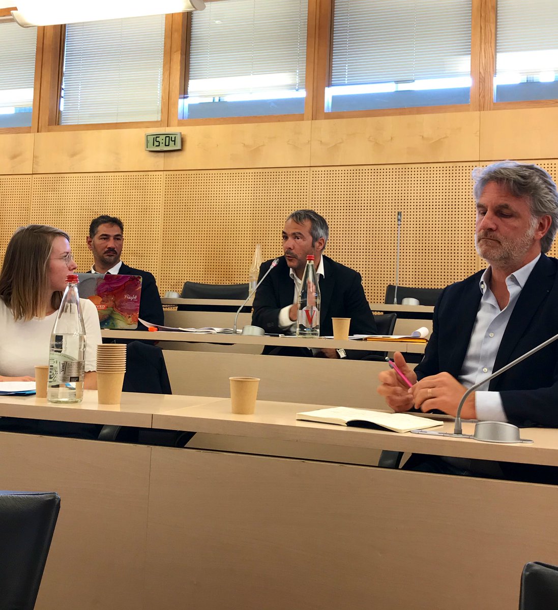 💬 <a href="/antoinebrachet/">Antoine Brachet</a> de <a href="/bluenove/">Blue</a> revient sur les messages clés issus des plateformes lancées ces dernières semaines : un besoin d'équilibre entre vie privée et vie professionnelle, une demande de renouveau des modes de consommation et de nouveaux dispositifs de #démocratie.