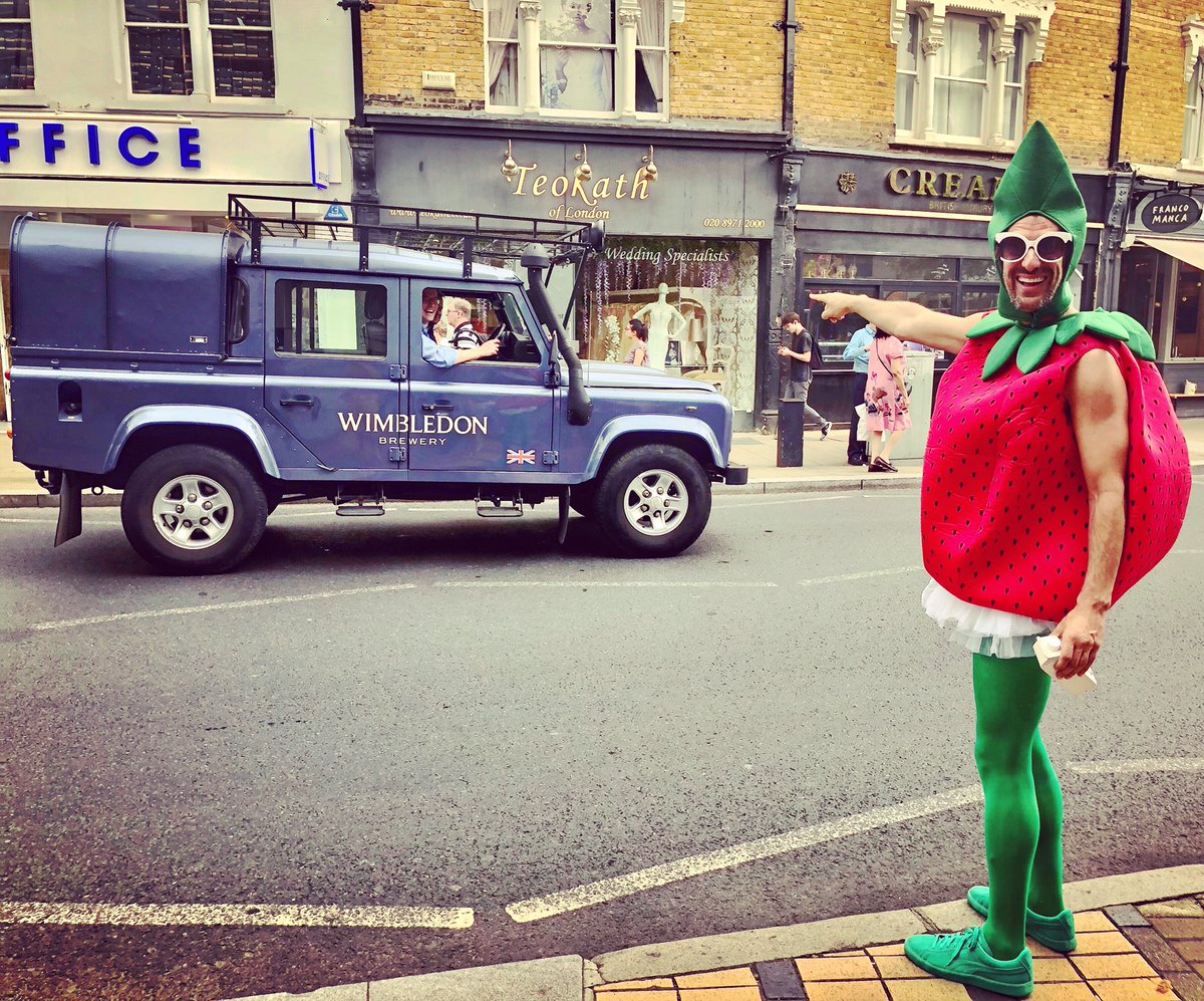 *STOLEN* <a href="/WimbledonBrew/">Wimbledon Brewery</a>’s iconic Land Rover! Keep your eyes peeled 😳
