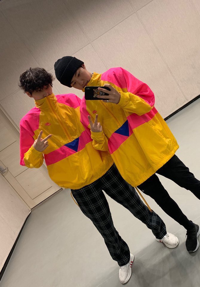 — hoshi taking selcas because of their coincidence outfits! they didn't plan these btw! hehe   #soonwoo  #wonhosh