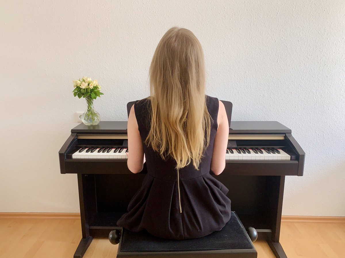 Only 3 days left until my new single «As time went by» will be released! 🤗
This FRIDAY!!
_____________________

#composer #composition #pianocomposition #spotifypiano #spotify #mymusic #artist #newmusic #composing #piano #pianist #music