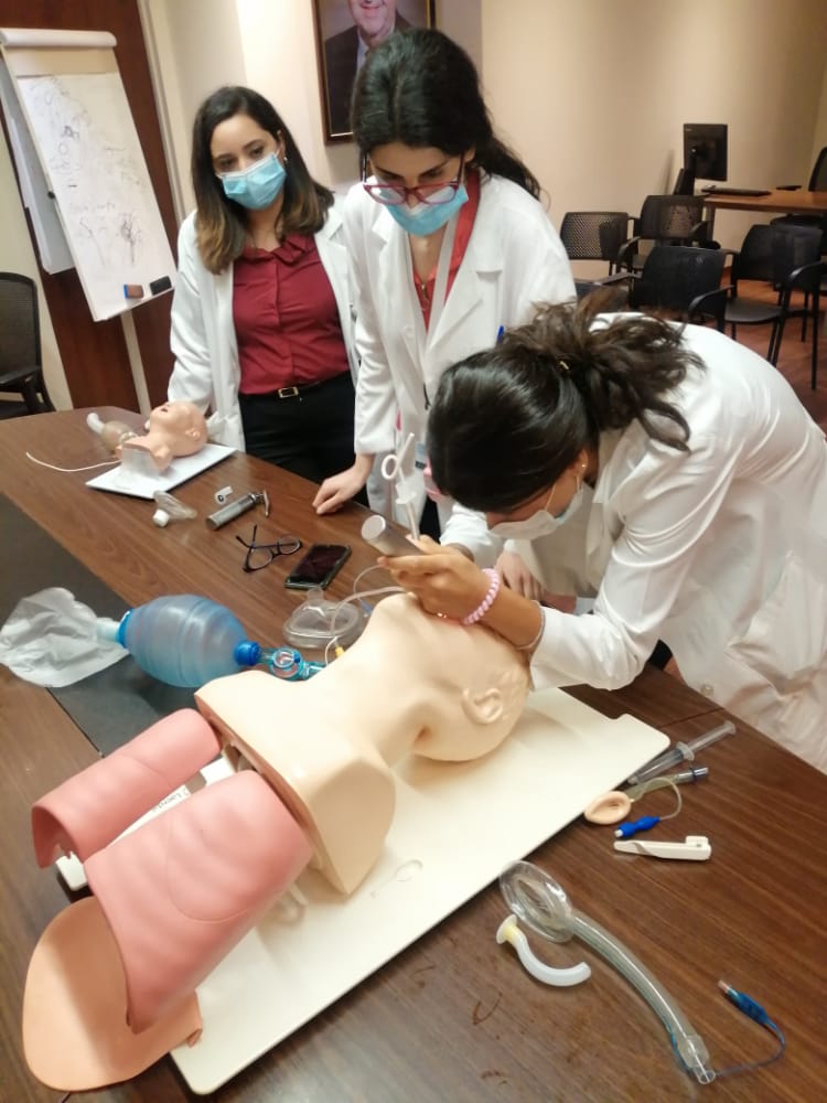 DAWSIM_AUBMC's tweet photo. “Consistent training and deliberate practice results in improved outcomes”. Looking at simulation through a SAFETY-II lens. #Simulation #medicine #education #meded #corona #Covid_19 #COVID19 #today #health #healthcare #science #technology #hospital #health https://t.co/XjlnlpP29V
