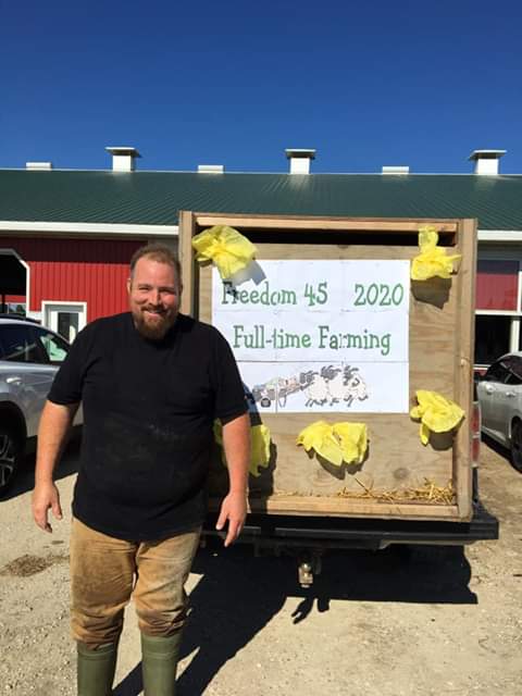 StevenAErnewein's tweet photo. Last day at work. Retirement to full time farming. #freedom45 #familieswhofarmsheep https://t.co/HcMJkUv5Zg
