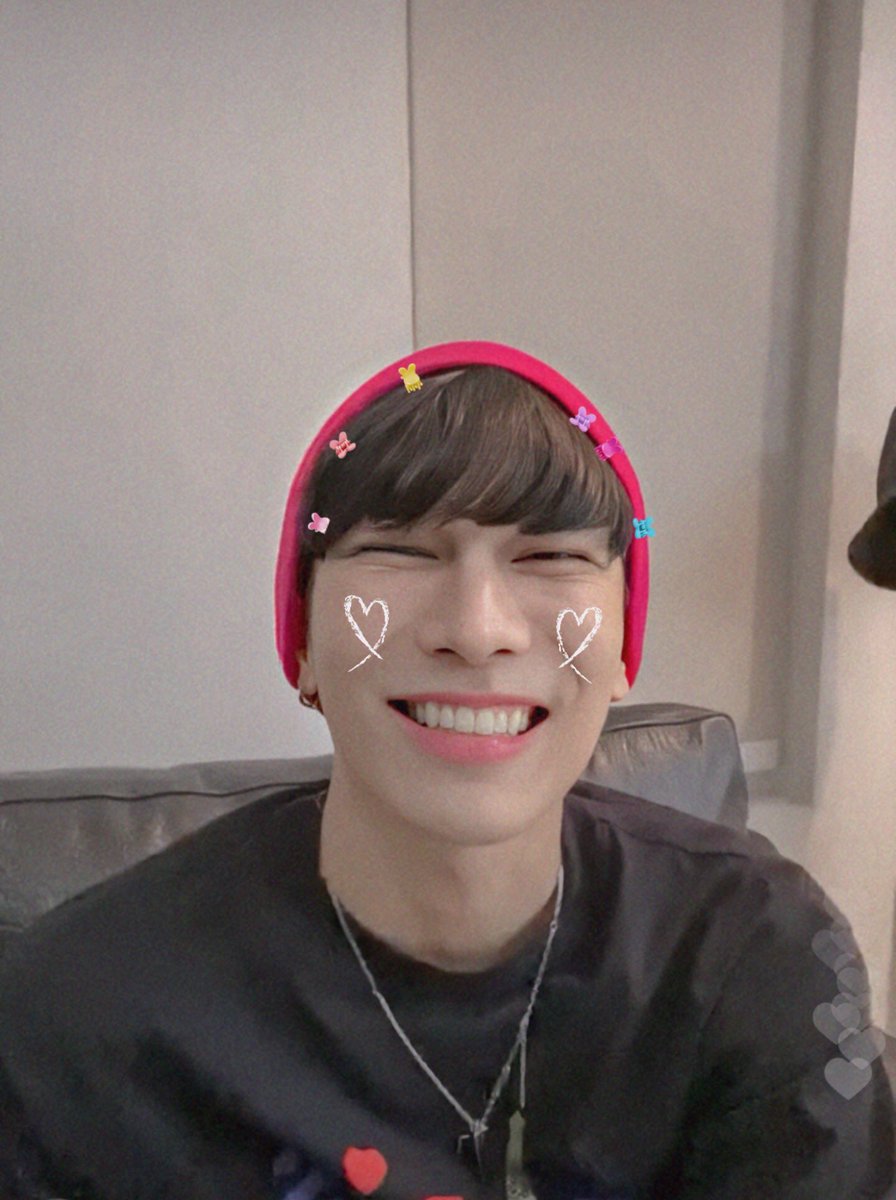 littlebabedoie's tweet photo. รอยยิ้มของคุณสุบสิด ✨

                —— 𝘤𝘶𝘵𝘦 🧸🍼🍊🌈
                  @MSuppasit 💖
                       
#MEWmakesMeSmile https://t.co/zE8aIdSR9o