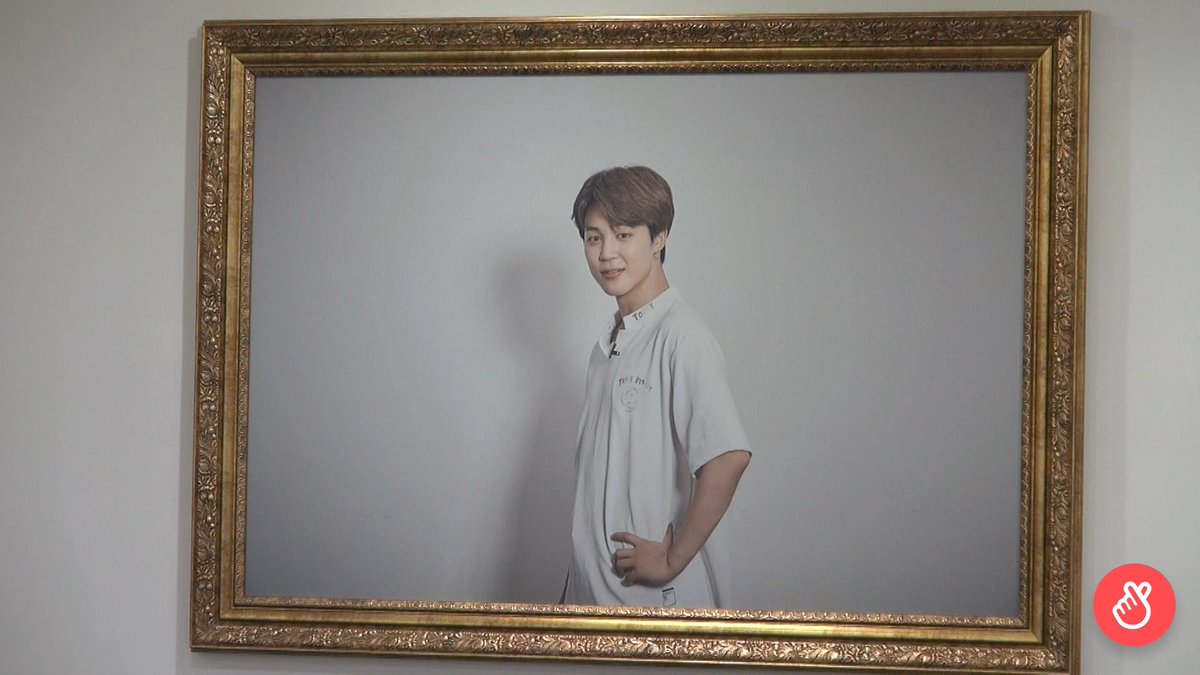 QueenlyBelle's tweet photo. The "Rookie Actor" 😂 @BTS_twt jimin-sshi you won ! 😂👍 https://t.co/KoOY4bgYcv