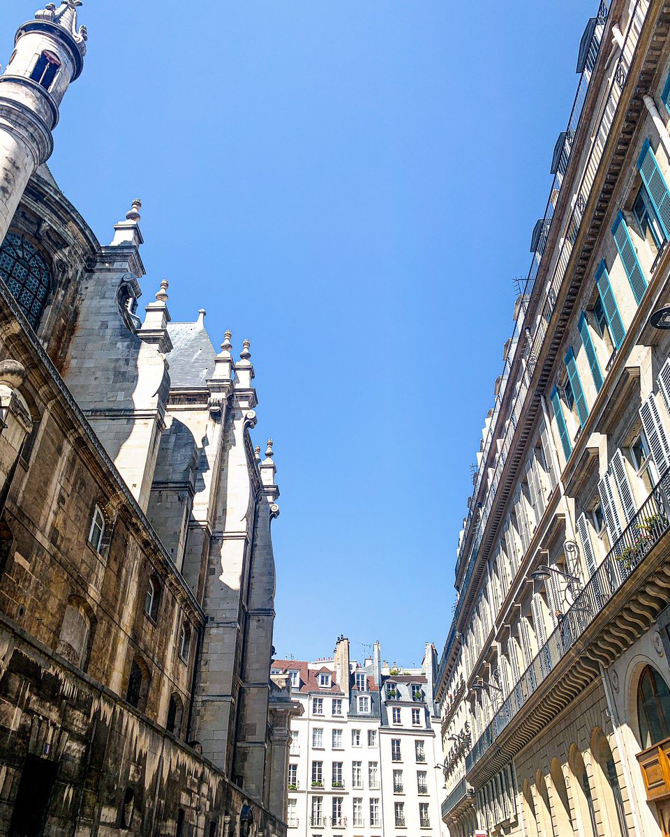 rom1jl's tweet photo. A R C H I P O R N
.
.
.
.
#paris #architecturedaily #church #templeprotestant #templeprotestantdeloratoiredulouvre #buildingporn #sky #patrimoine #skyporn #place #city #amour #colorful #citylife #cityscape #parisian #parisjetaime #parismonamour #topparisphoto #picoftheday #photo https://t.co/kzhvVQQb9Z