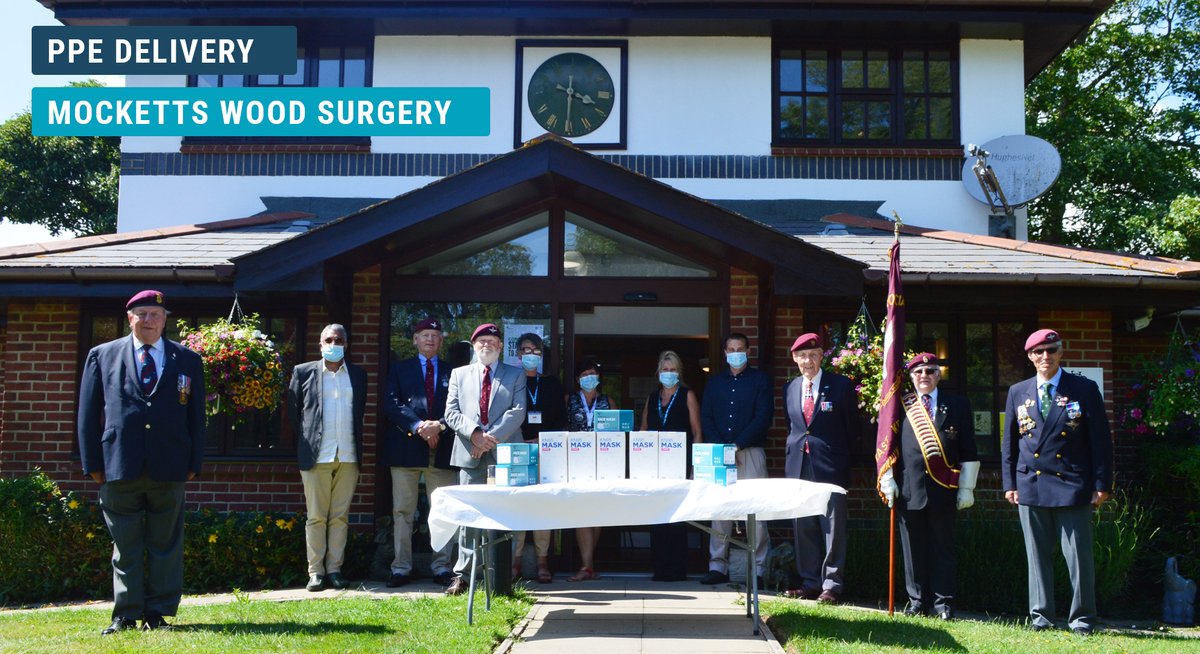 UKMaskForce's tweet image. Under the leadership of Brigadier Hamish McGregor, MBE, MC, #AirborneForces Veterans hand over #PPE to the Mocketts Wood Surgery in Broadstairs with @UKMaskForce ukmaskforce.co.uk/mocketts-wood-…