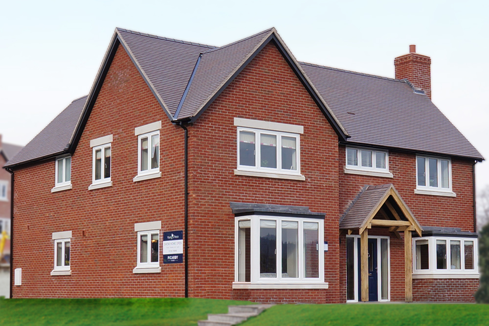 Just one of our four-bedroomed properties at Young's Piece. Information packs for each of our 11 choices of home type are available to view on our website, as is a virtual tour of our Show Home. Please visit: picardy-homes.co.uk/pontesbury
#staysafe #abetterview