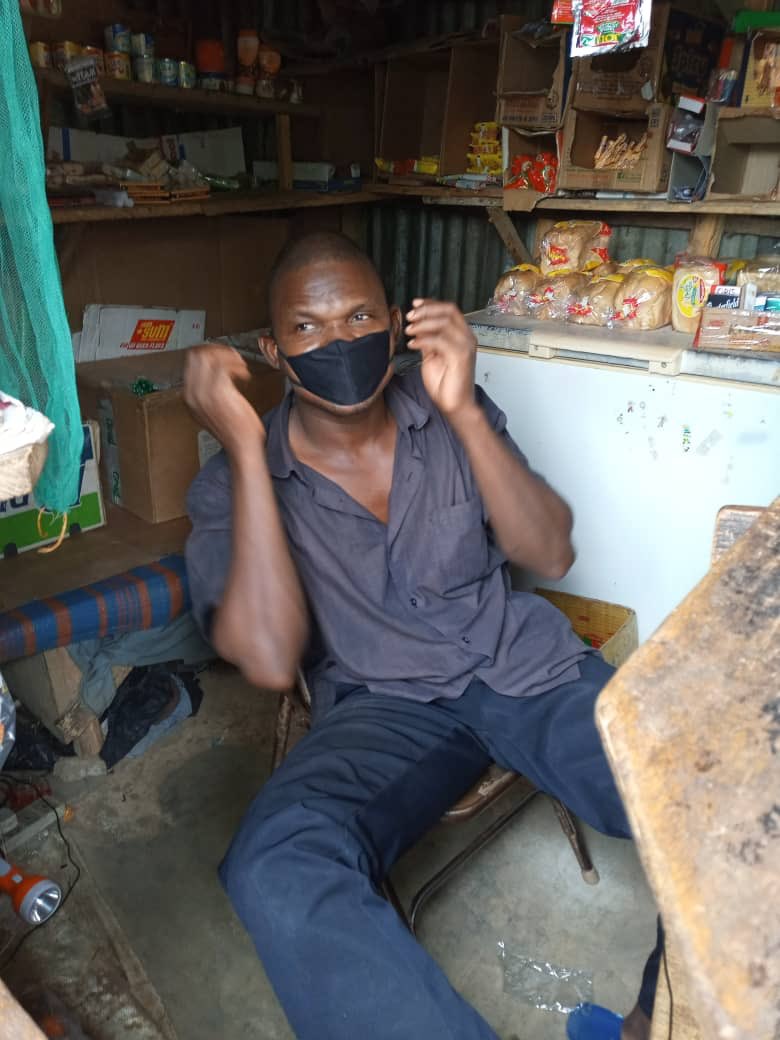reesafrica's tweet photo. Millennials teaching stakeholders on how to wear masks properly while also observing social distancing. 

#reesafrica #covid19 #CYCCares #CommonwealthYouth #reesafrica #YouthTakingCharge #timefornature 
#sustainability https://t.co/JA3onTykaZ