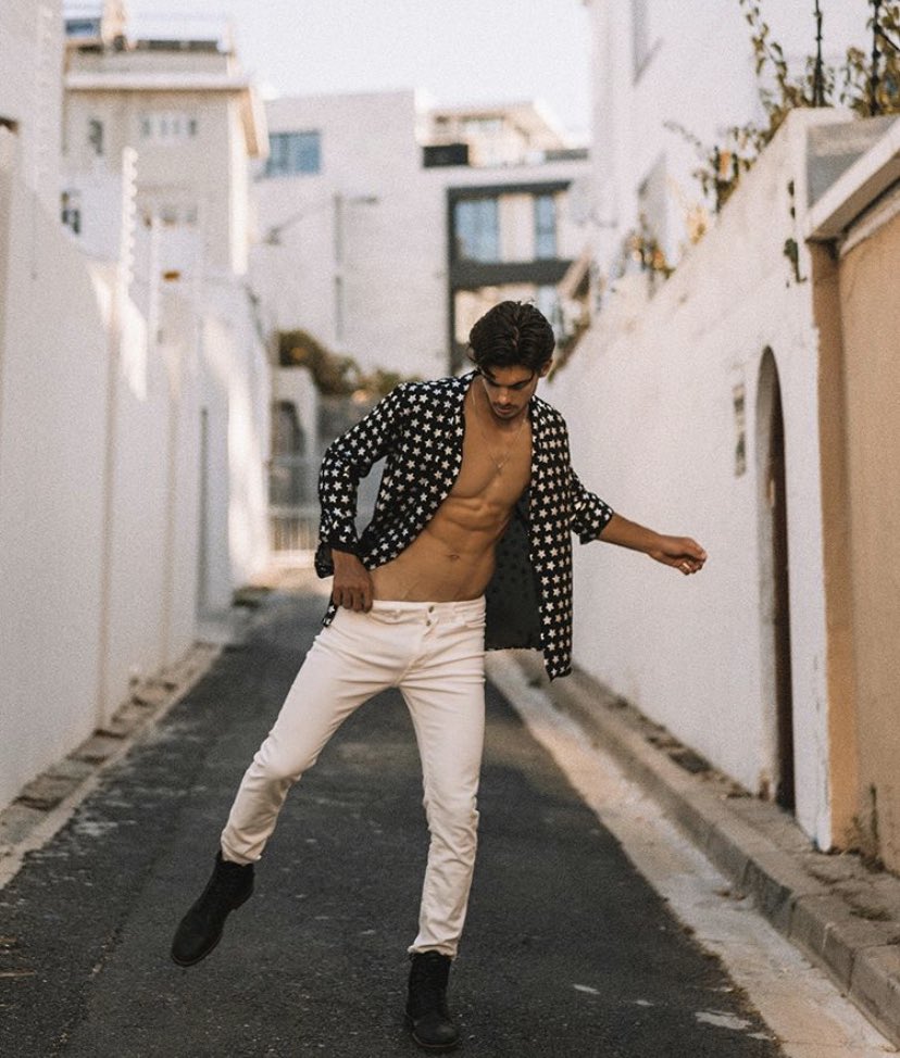 captmcrgan's tweet photo. Hello, I do #openfollow for western roleplayer. Please kindly retweet this and I‘ll follow you https://t.co/WLTzgaxewS