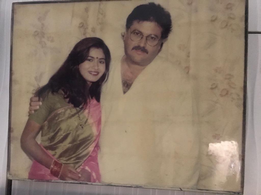 diveyaa_dwivedi's tweet photo. A memory of movie “Jai Shakumbhari Maa” Directed by #shivkumar ji and working with co-actor #rajkiran ji is great experience.
.
.
.
.
.
#instadaily #igers #bhfyp #kerala #canyaman #_arfas #sxlman #than_xil_ #ikkudu #dailymemes
#gainwithbundi #gainwithmchin #gainwithspikes https://t.co/SYjC89ENVt