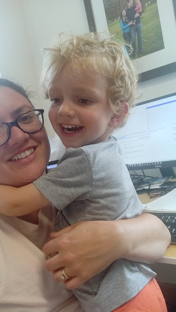 noelleregan's tweet photo. Good luck to Tony back at Little Stars crèche having been my 'helper' at @AxonFS for past 15 weeks!  Ready for a drop in #CountIt  #stepchallenge points as I remain undisturbed sitting at desk. https://t.co/eoPXqmxKJm