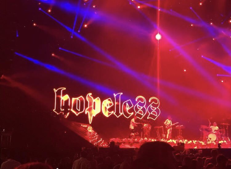 thrwbackhalsey's tweet photo. June 30 2017, @halsey performed as support act at @justinbieber his Purpose Tour in Cardiff. https://t.co/J1SM6ELvBZ