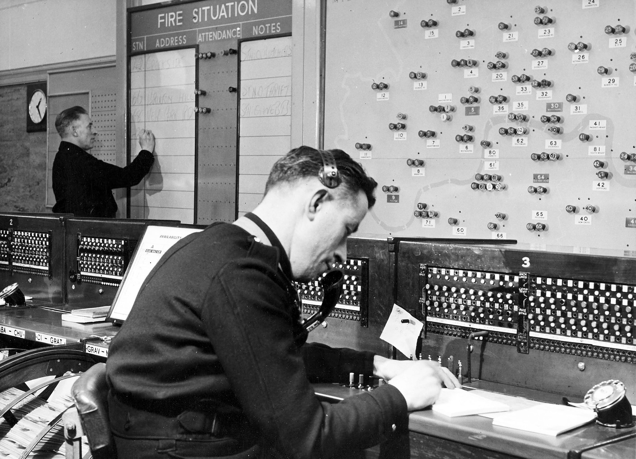 London Fire Brigade On Twitter Nowadays We All Carry Mobile Phones london-fire-brigade-on-twitter-nowadays-we-all-carry-mobile-phones