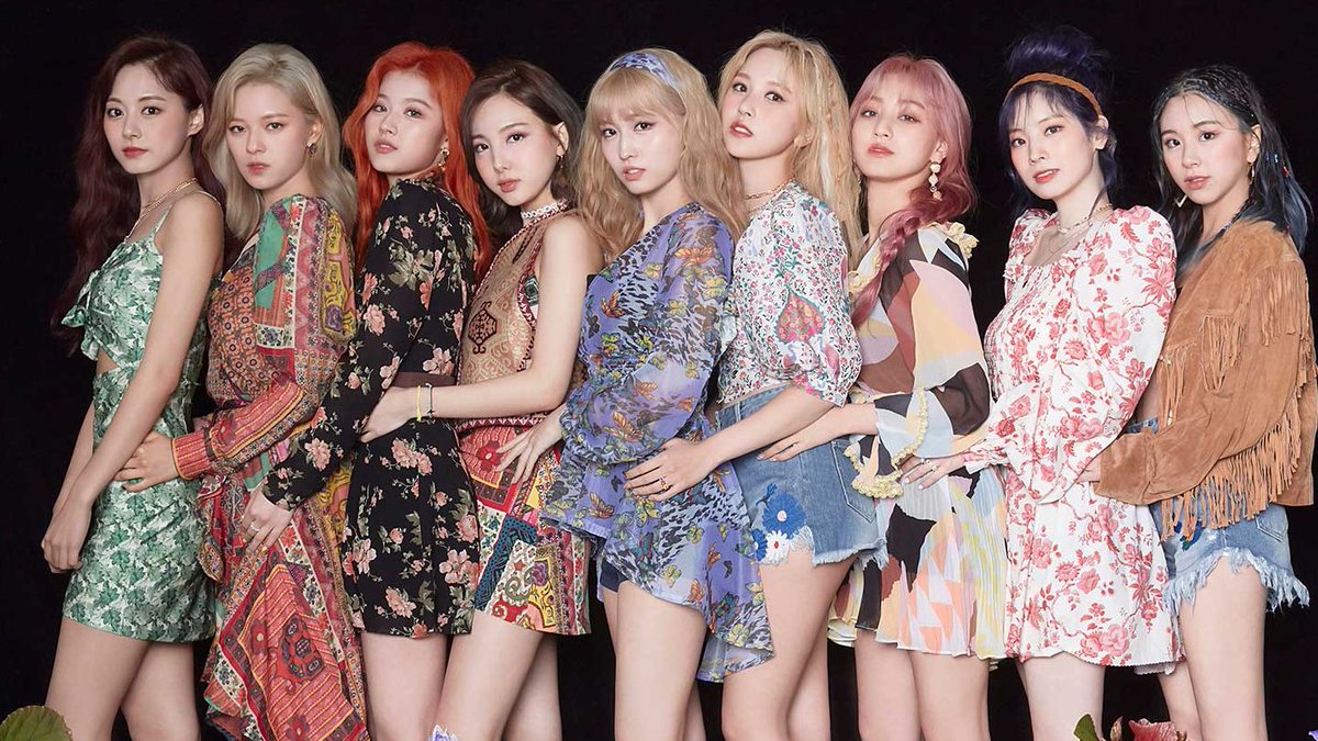 Twice be as one. Группа twice 2025. кпоп группа твайс. группа твайс участницы. твайс группа 2025.