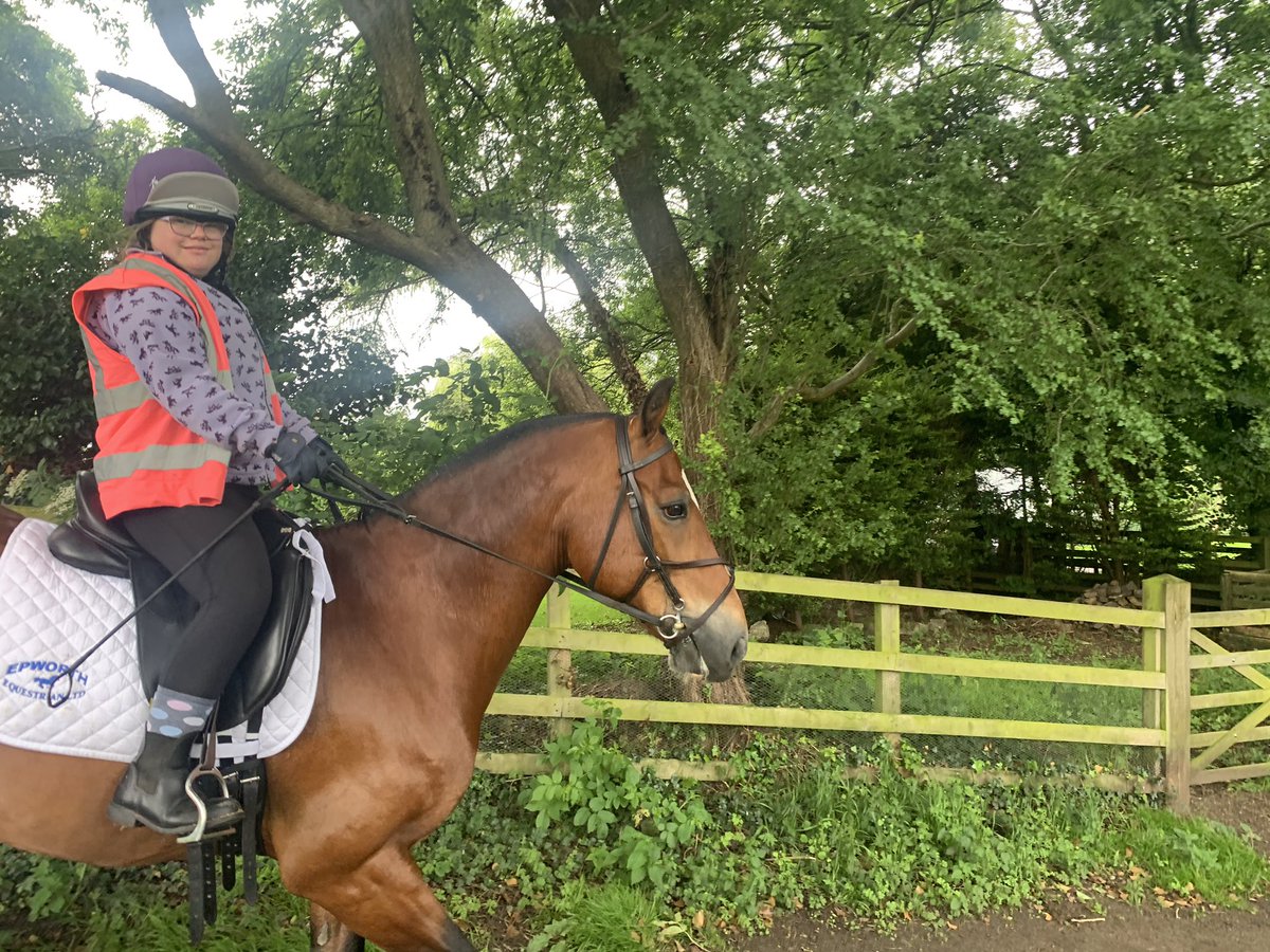 New saddle day thanks to <a href="/CNGenergyUK/">CNG</a> generousity. I am so grateful. Hoping the saddle will help improve my position and therefore my riding. #grateful