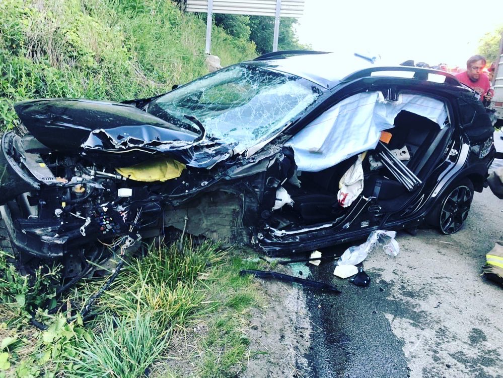 Fallowfield_VFC's tweet photo. Multi-Vehicle Accident yesterday evening for Rescue 47 on Interstate 70 West Bound. Also assisting on scene: (Station 38, 5400, 920, PSP) https://t.co/dd1kKWEfGI