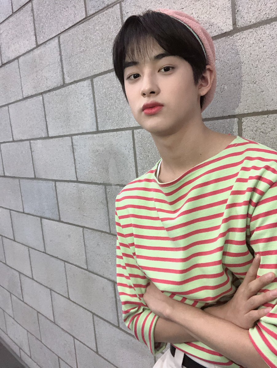 minkyu_0312's tweet photo. [💌PHOTO]
사랑스러움의 의인화
우리 밍규가 복지고 미래야..❣️

#김민규 #민규 #KIMMINKYU
#더쇼 #THESHOW #밍쇼 https://t.co/xIDCqIfky6