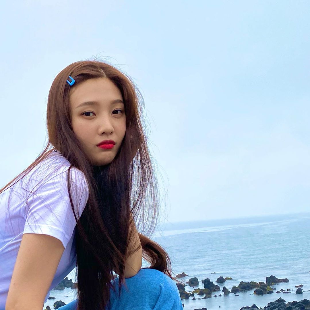 Joy red velvet low-rise. джой ред вельвет с челкой. Park soo young joy. джой инста. джой ред вельвет 2019.