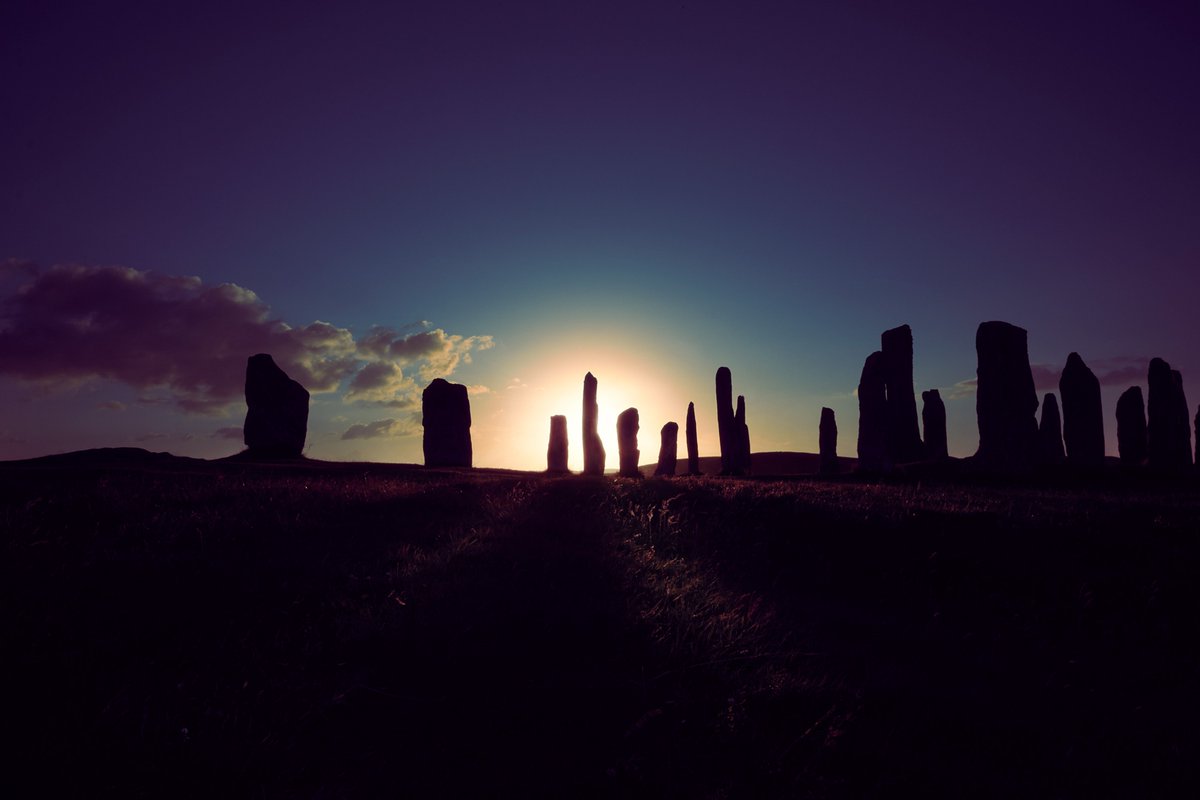 Ros98732987's tweet photo. What's better than seeing a great team come together? This week Murdo started in his new role as Member Pioneer for the #IsleofLewis. He brings to the table a deep connection with the culture of the place and a passion for community life. Great to have you onboard!! #BeingCoop https://t.co/PS1CHZ5Fnx