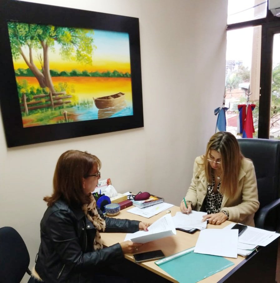 Deinicialmisio1's tweet photo. #NivelInicial2020
@nancy_jara1 con la 
Supervisora Daniela atendiendo temas inherentes al trabajo pedagógico.
Gracias Concejal @MaryPerrotta7 por la atención!
@herrerayflia @christiandechat @grillo141 @udpm_misiones @jalbertogalarza @miguel_sedoff @CristinaFretes4 @CGEMisiones https://t.co/uaQx6Slj7I