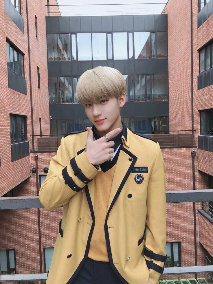 boyfriend eric imagines; a thread