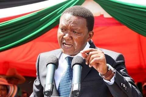 bemutiso's tweet photo. That woman accusing CJ Maraga of child neglect didn't perfect the movie. The acting didn't meet the standards and therefore we direct her to Machakos county, she will meet the king of cinemas who will help her stage-manage properly.
#UHURUmtaani https://t.co/gmC86cnZsu